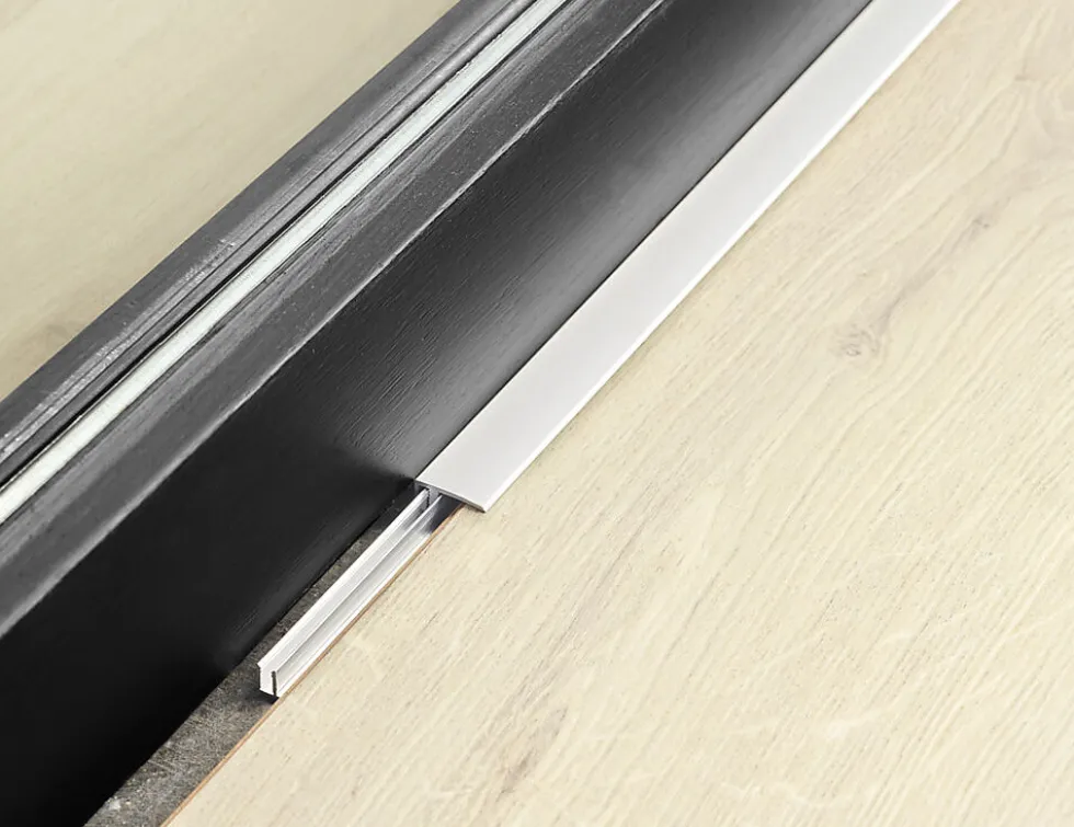 Avslutningslist a sølv 2m h7-12,3mm 2 meter lengde, høyde 7mm - 12,3 mm