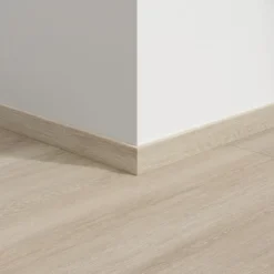 BerryAlloc Sokkelist Rossini Oak 2,4 meter
