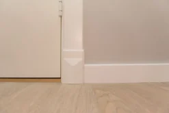 Bunnkloss 22x100x145 mm hvitmalt