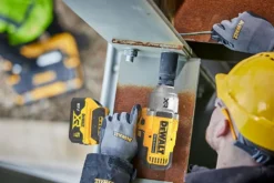 Muttertrekker 18V 1/2" XR DCF900NT u/ batteri