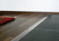 Nivålist nr 220 0-10mm hvit200cm hvitlakkert durifix selvklebende