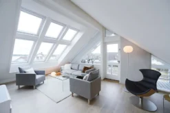 Takv mh 78x160 hvitmalt 3-lags gl velux midthengslet 3-lags glass