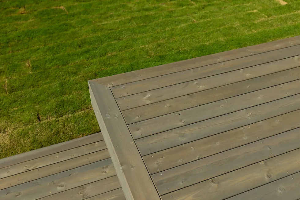 Terrassebord royalimpregnert grå Concise furu Uno 28x120 mm