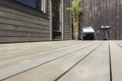 Terrassebord royalimpregnert grå Concise furu Uno 28x120 mm