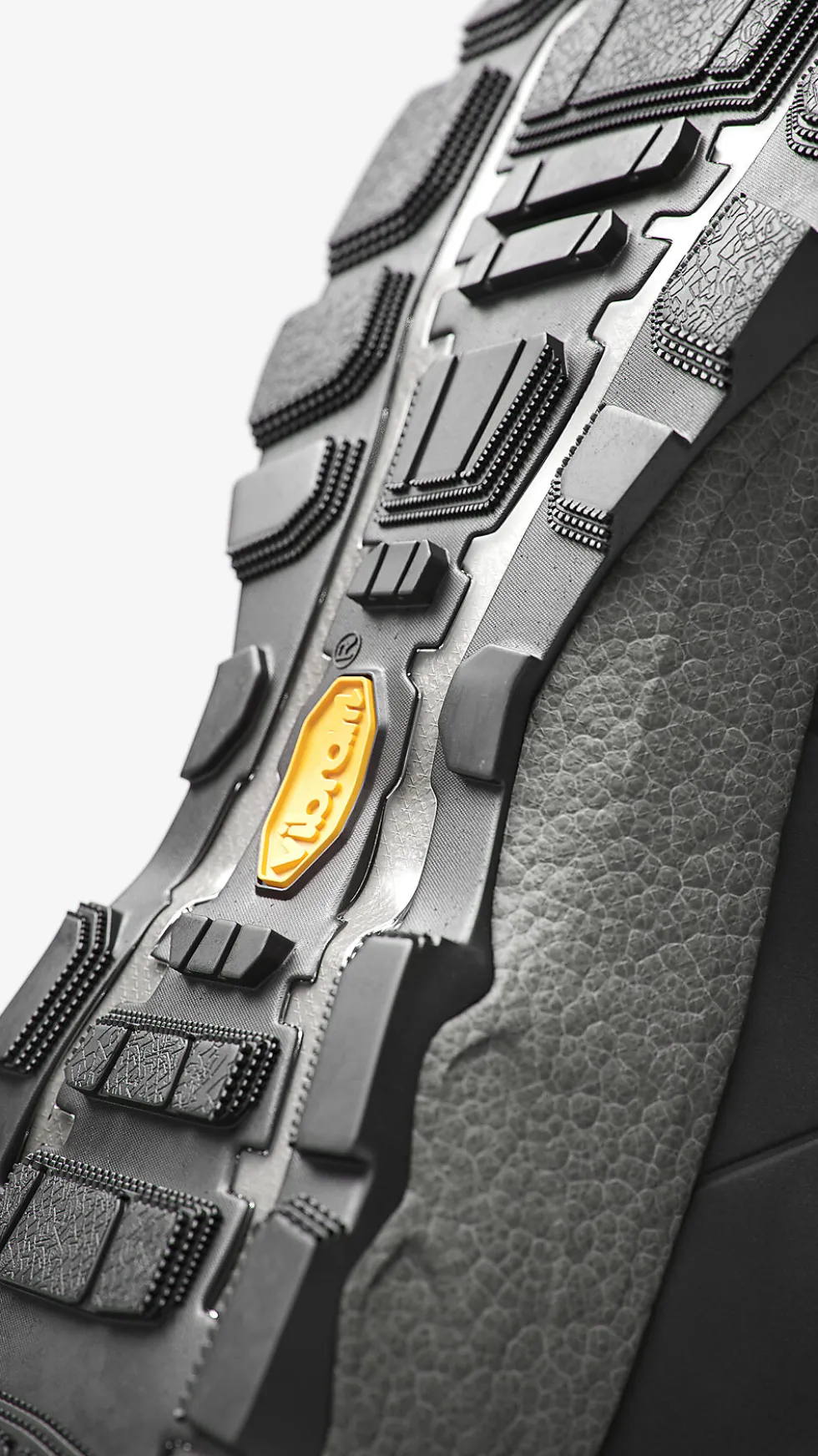 Vernesko Vapor 3 MID str 39