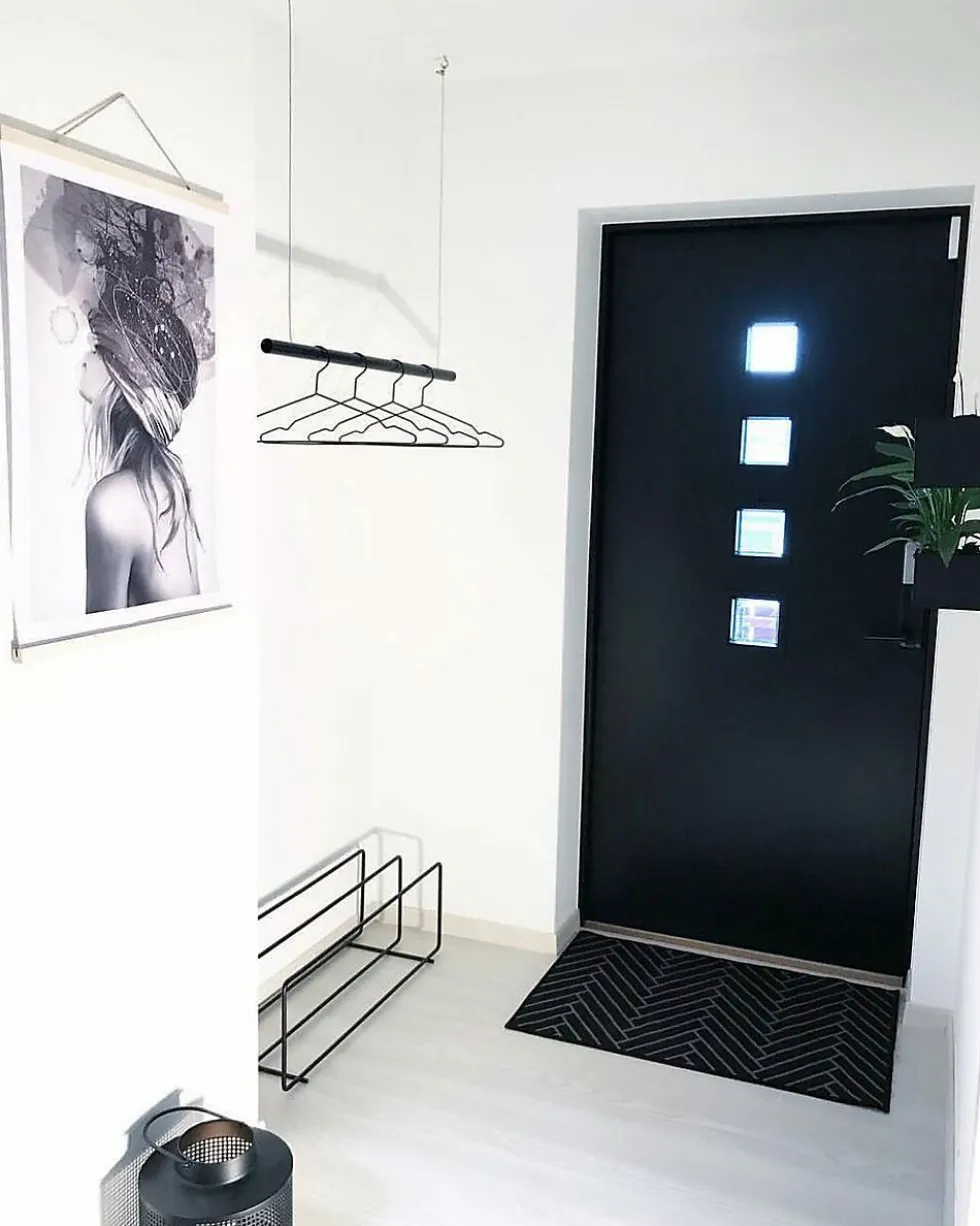 Ytterdør Larvik med glass hvit høyre 100x210 cm