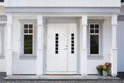 Ytterdør Lillehammer kompakt med glass svart høyre 100x210 cm